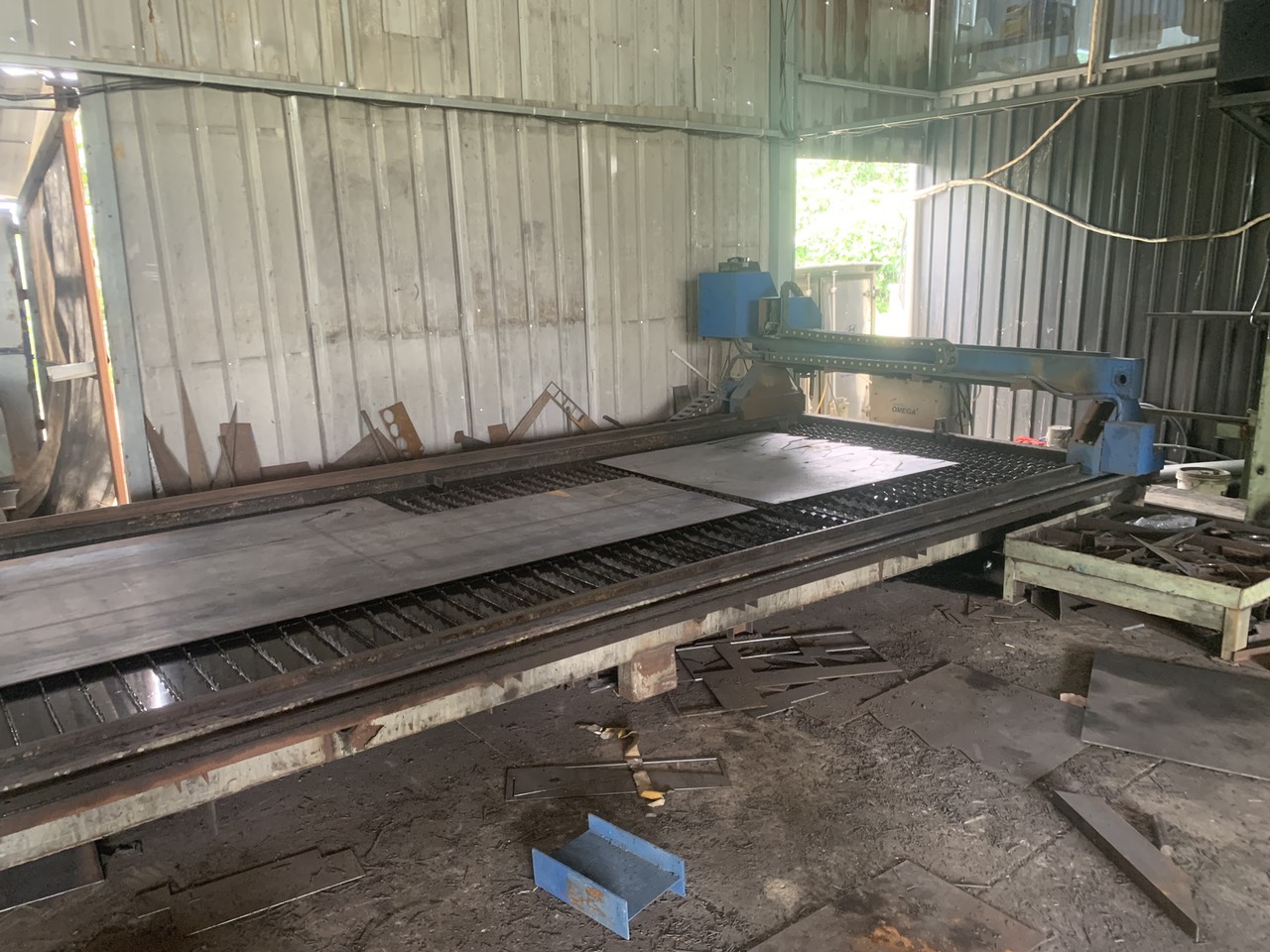 CNC cutting machine